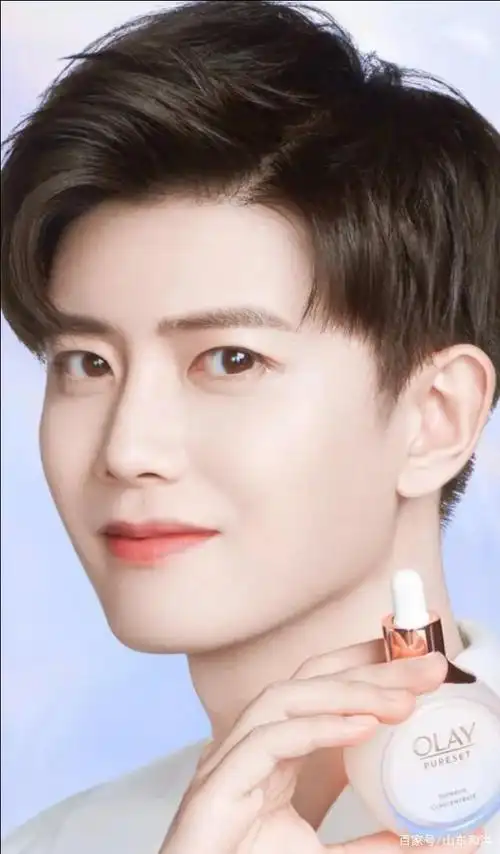 阳光,帅气任嘉伦的精美相册