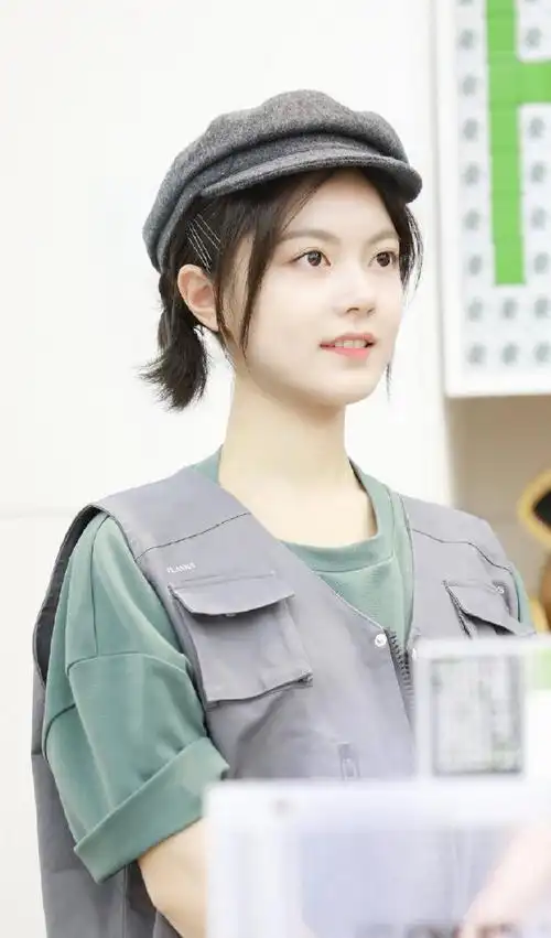 赵今麦中戏报到#麦麦的大学生生活正式开始了!