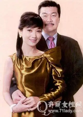 赵雅芝老公 曝赵雅芝与黄锦燊因戏结缘婚恋史