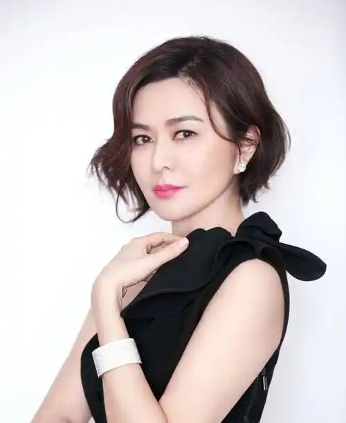 「关之琳」八九十年代的关之琳仍然是我心里那个最美的"十三姨"