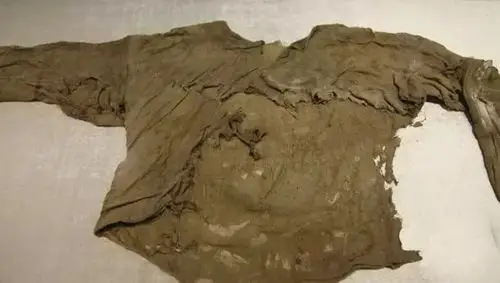 古代生产各种麻类植物,做成麻.