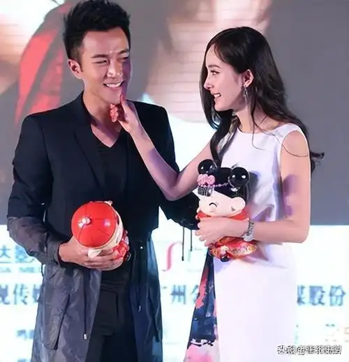 杨幂和刘恺威离婚4年,他可谓是输得一塌糊涂