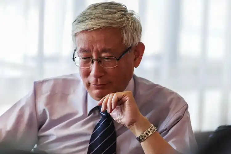 纪念何亮亮忆曹景行同事眼中他是影帝资讯狂人