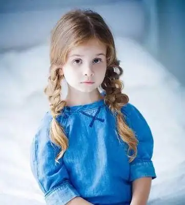 简单儿童辫子发型扎法图解(时尚可爱儿童辫子发型扎法)(5)