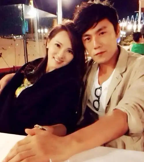 事实证明,娶了大自己十岁伊能静的秦昊,早已走上了另