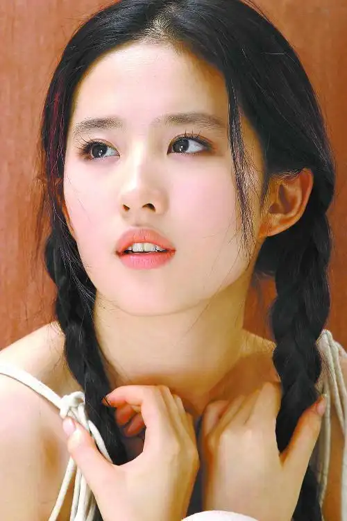 鹅蛋脸鹅蛋脸适合什么发型鹅蛋脸美女