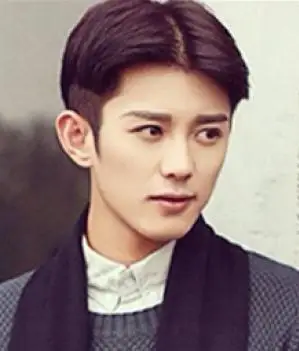 韩式中分发型 文艺范十足的潮男中分头