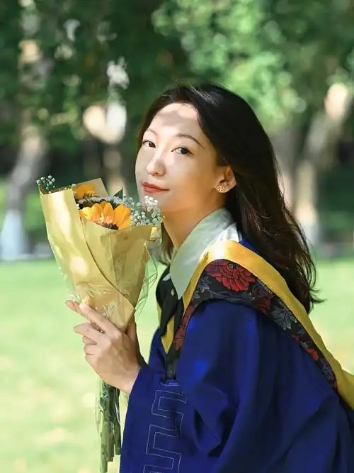 单人毕业照简单有用的上镜tips再见华科