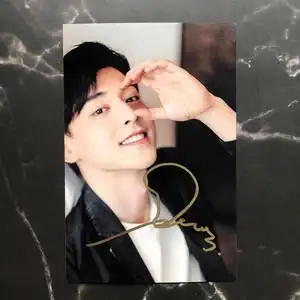 邓伦亲笔签名照片 官方媒体保真热门定妆照写真明星周边粉丝礼物