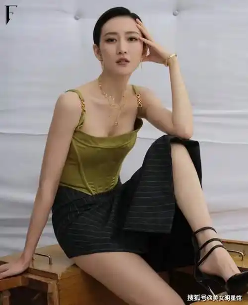 40岁王鸥,性感霸气女人味十足!_中国_演技_角色