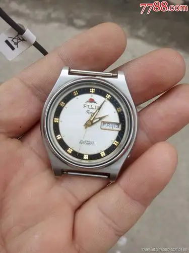 日本富士山全自动机械男表