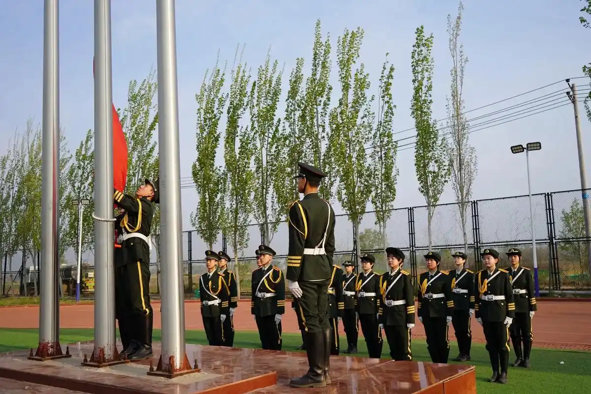 3月31日石家庄精英中学邯郸分校远足活动.#每一个精彩瞬间都 - 抖音