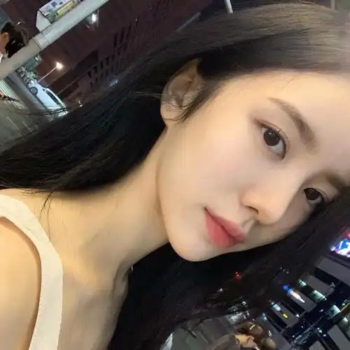 烟熏妆美女酷酷的霸气女生微信头像图片