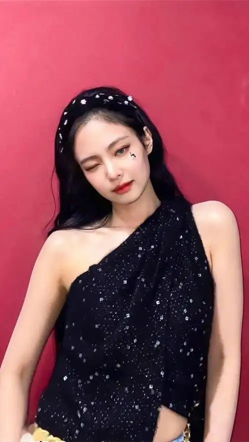 手机壁纸金智妮