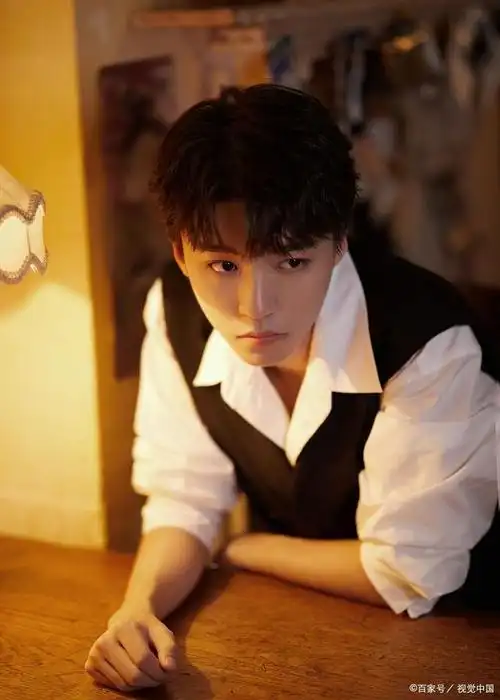 王俊凯——依然还是qq爱男孩