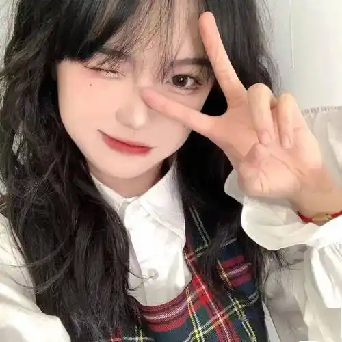 女生头像丨爱笑的女孩运气不会太差