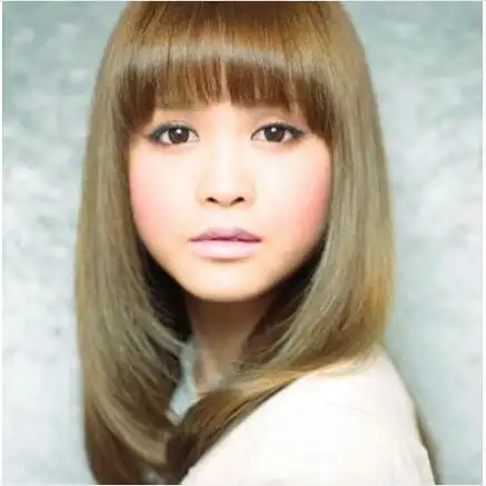 女生方脸直发发型图片方脸直发这样打理很迷人