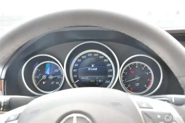 【奔驰e级2015款改款 e 260 l 轿车仪表盘汽车图片-汽车图片大全】