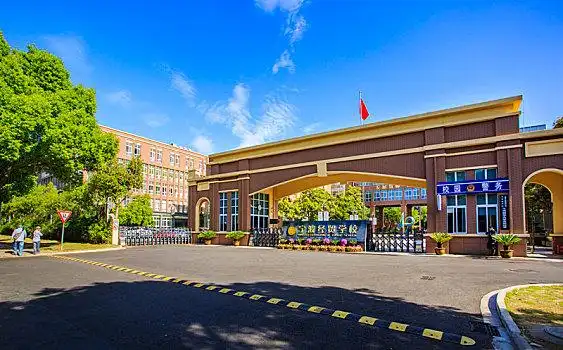 大门中学图片_大门中学图片大全_大门中学背景图片