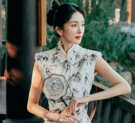 杨幂旗袍 古韵美人