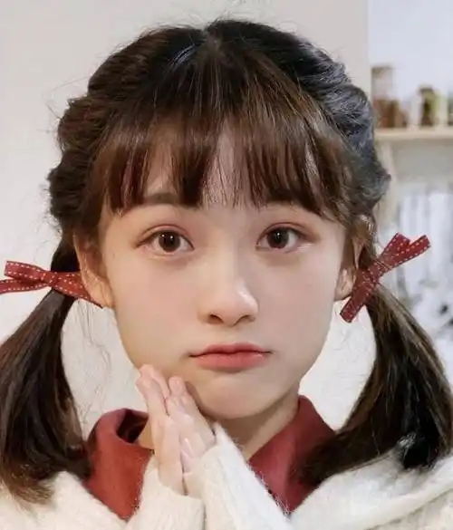 发型师透露:适合圆脸女生的5款发型,气质又百搭_马尾_头发_脸型