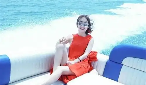 脚丫最美的八位明星赵丽颖的脚娇小玲珑她的脚最美