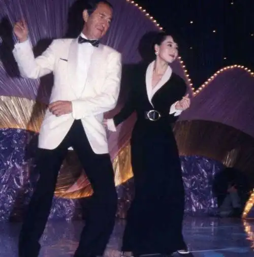 利智:李连杰赢了,赌王也没有输