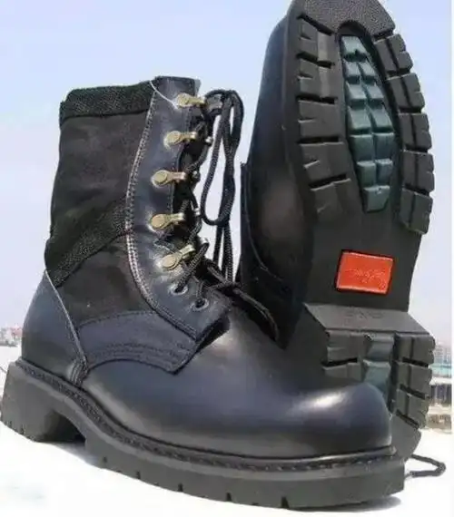 中国军用作战靴变迁史,21式深受官兵喜爱|迷彩|军靴|皮靴|翻毛|胶鞋