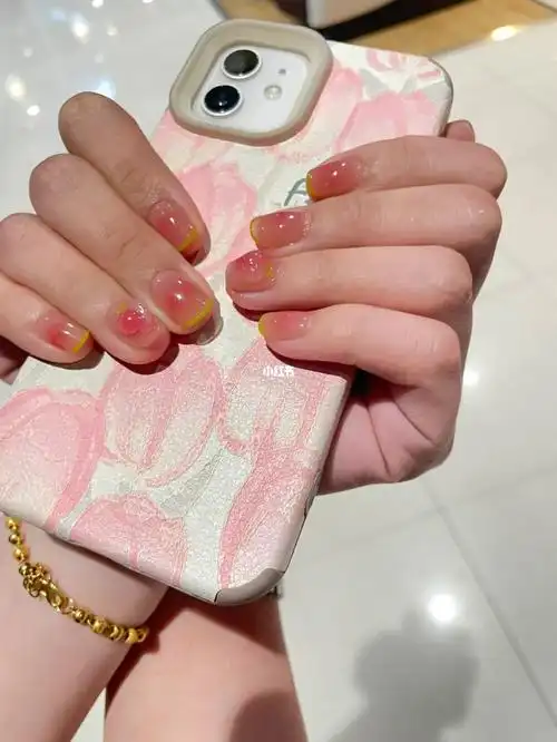 夏天美甲水蜜桃穿戴甲