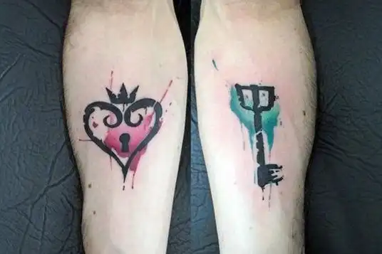 爱我不是说说而已,有胆量跟我来一个情侣纹身