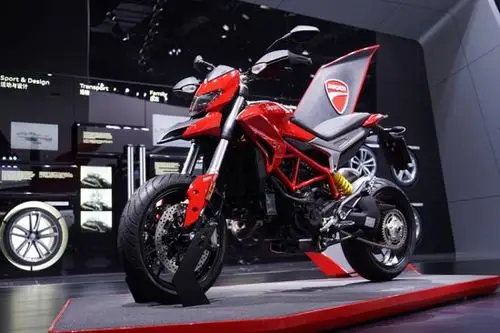 杜卡迪摩托车hypermotard骇客亮相2015上海车展