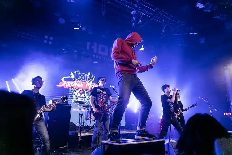 houlive乐队现场拍摄