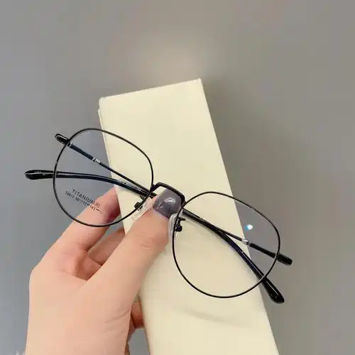 92这款眼镜选起来吖～99上平下圆的不规则框架97真的是不挑脸型