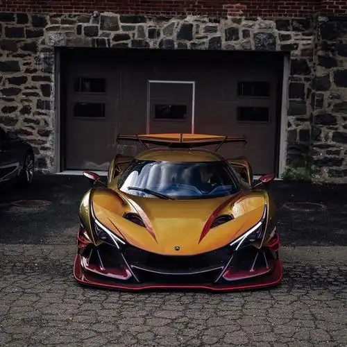 小众超跑阿波罗ie帅气十足