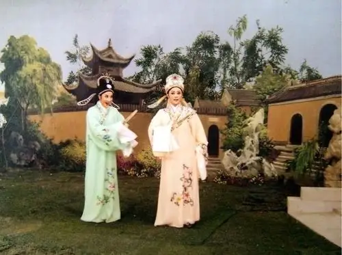 越剧《盘妻索妻》大士庵外景的实拍效果