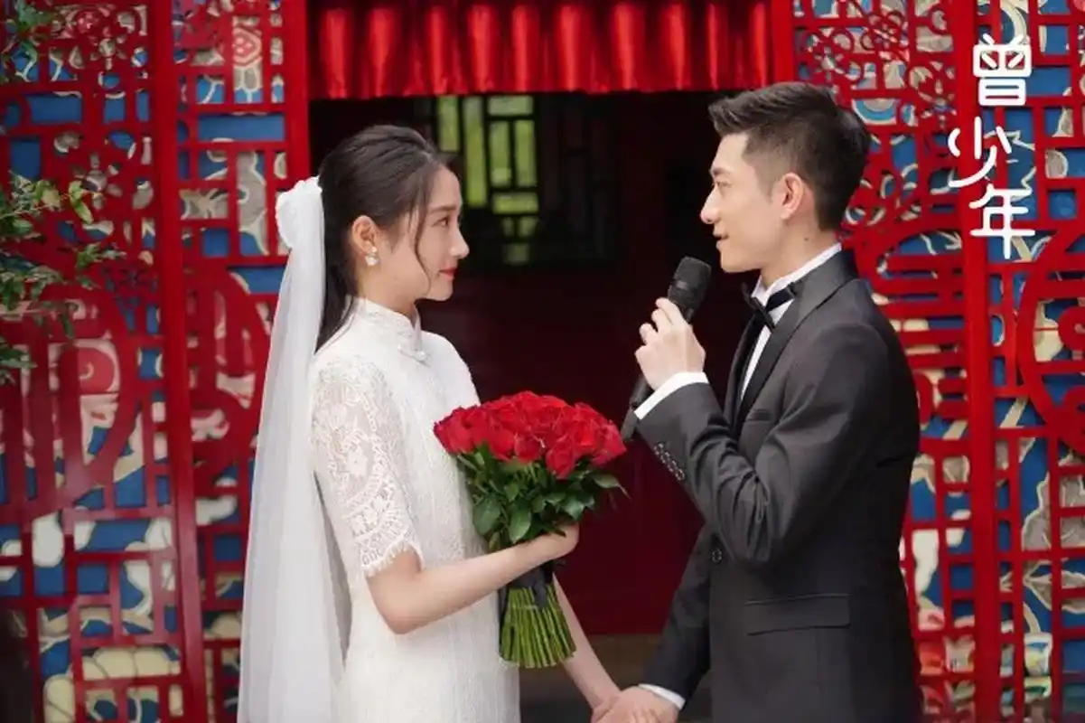 一次采访中,张一山被问:"如果杨紫结婚了,你随多少礼啊?