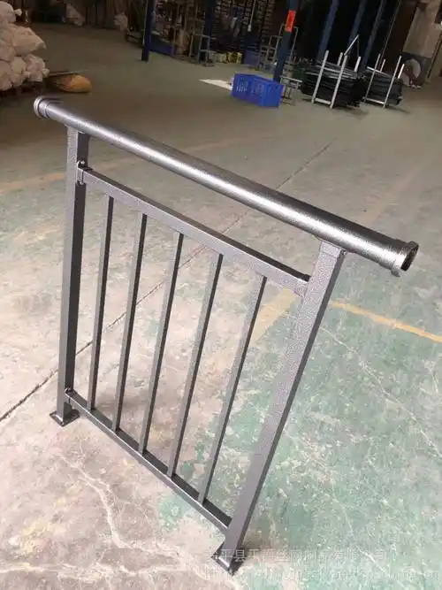 室内阳台护栏热镀锌管栏杆女儿墙栏杆