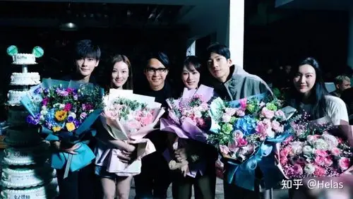 杨紫宣布新剧杀青与井柏然cp感十足网友问是否能成为真的情侣