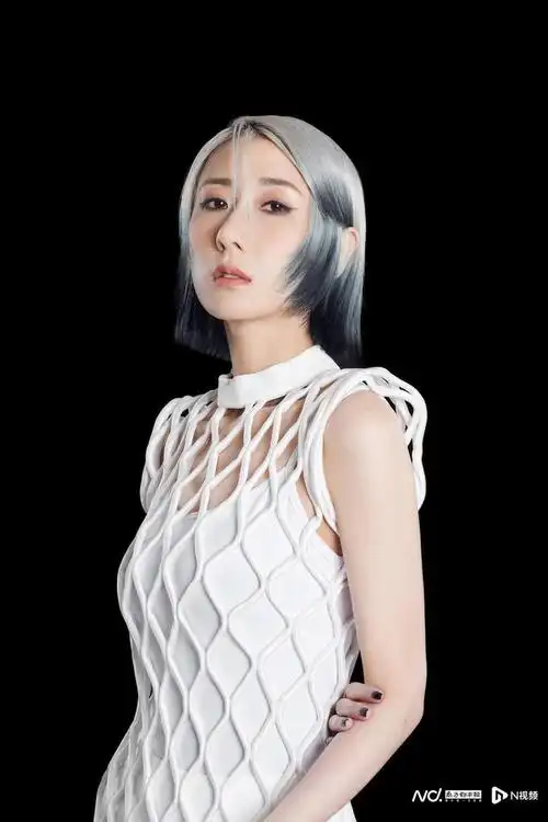 泳儿祝福三部曲拆解负面词新一年计划合作全新团队