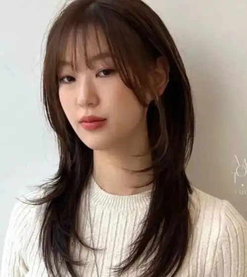 直头发怎么剪好看 高层次中长发不挑人_直发发型 - 美发站