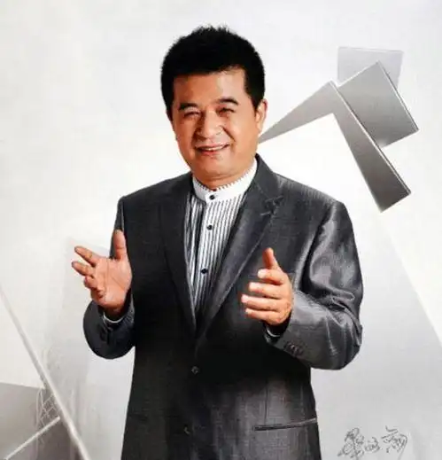 毕福剑今61岁满脸苍老,当年离婚原因成谜,女儿毕凌今够"另类"