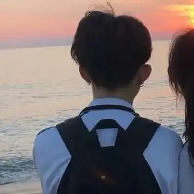 情头一男一女唯美背影