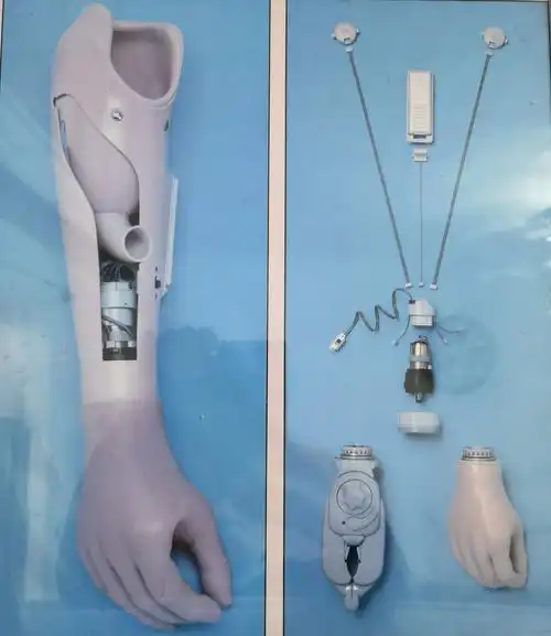 上肢假肢----硅胶手皮的保养-哈尔滨假肢厂:大杨假肢_哈尔滨市大杨