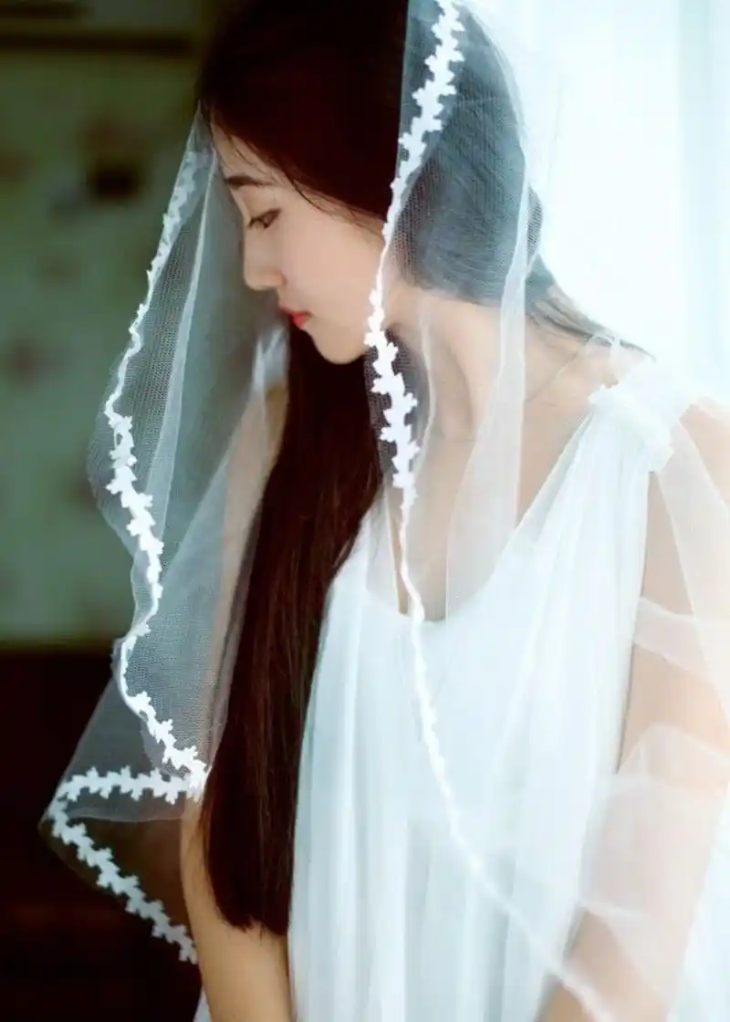 高清美女手机壁纸:诗七百六十九篇,从事东军正四年