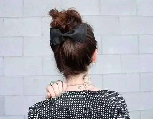 这么漂亮的丸子头,原来这么简单就弄好了!