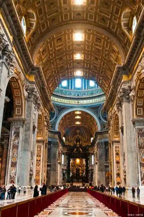 可容纳6万人同时祈祷最小的国家有世界上最大的教堂