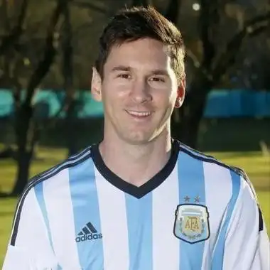 梅西踢球头像高清霸气合集 太期待今年的世界杯啦_7