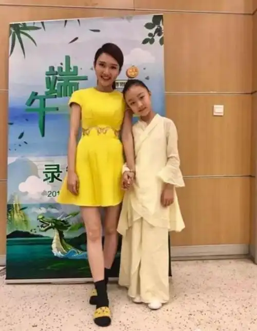 龙洋老公主持人龙洋的老公是谁本文共3367字