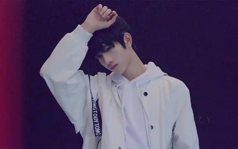 敖子逸舞蹈混剪howlong