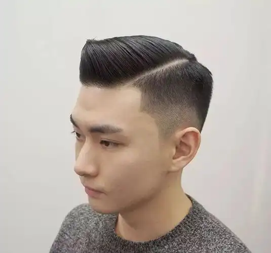 脸大的男生别慌,留这款短发超级帅 (显脸瘦,适合学生)